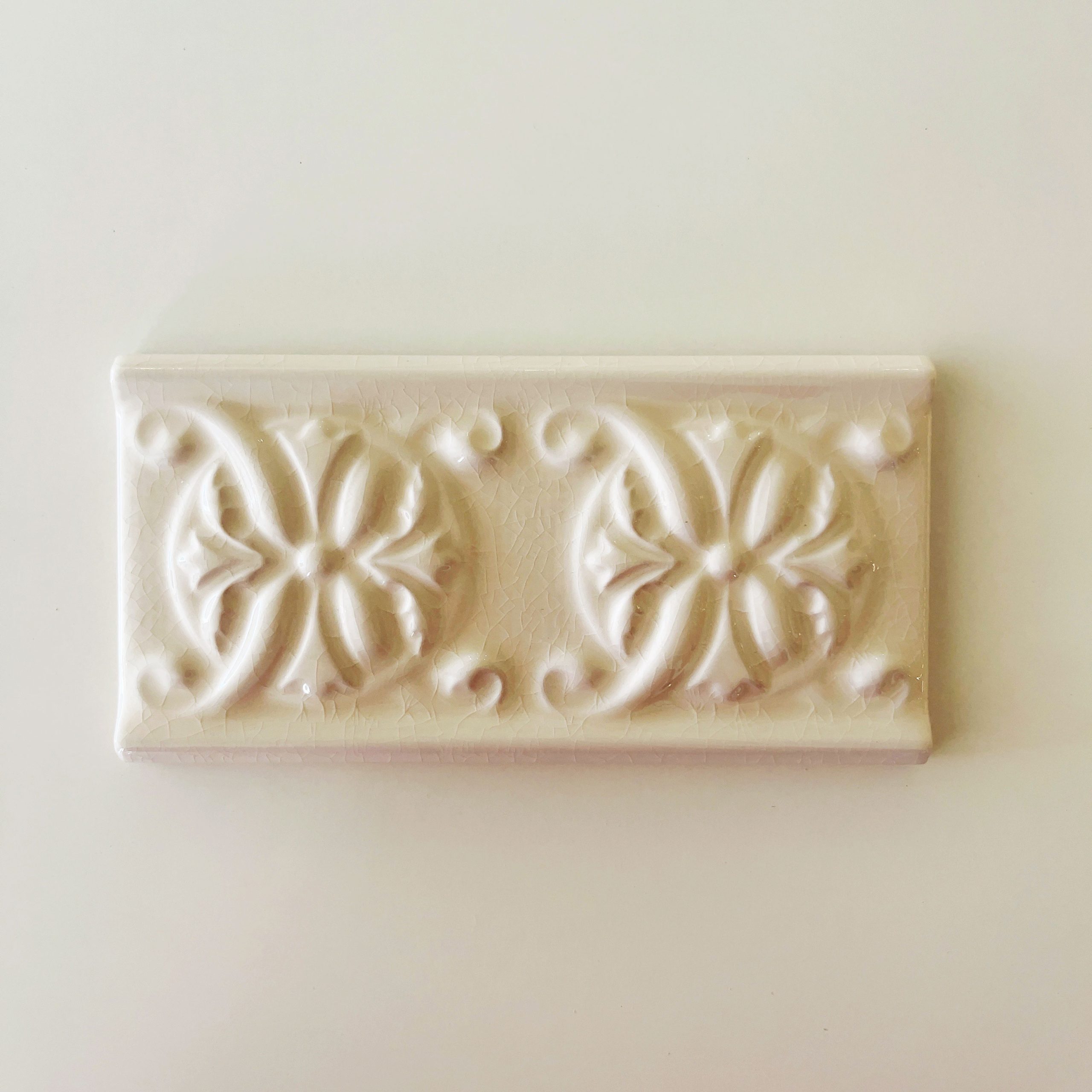 Antique White Helena
